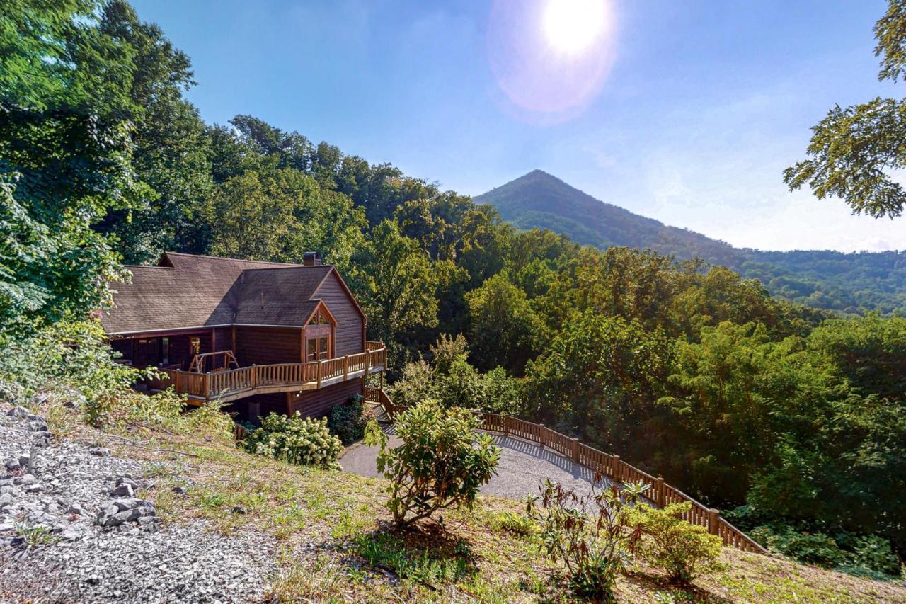 Edge Of The Park Lodge Sevierville Buitenkant foto