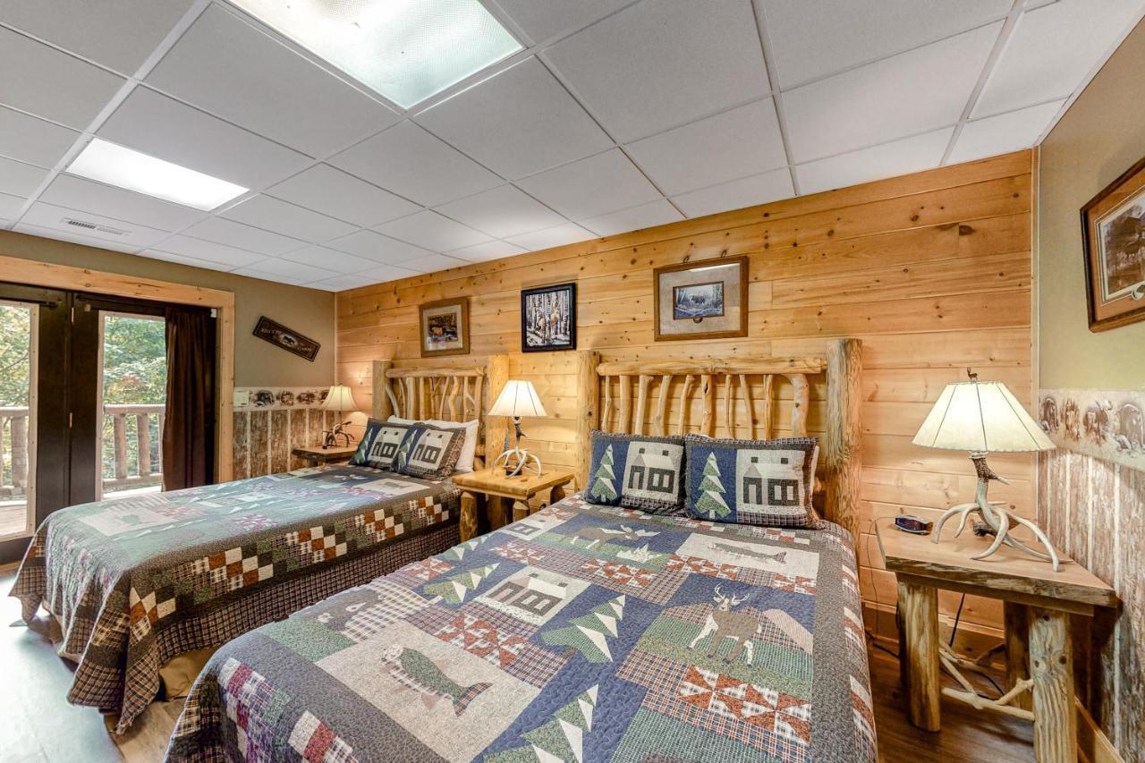 Edge Of The Park Lodge Sevierville Buitenkant foto